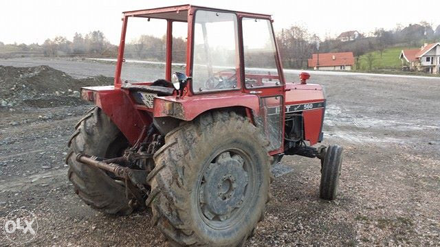 Traktor IMT 560