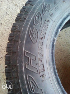 ZIMSKE GUME 215/75R15