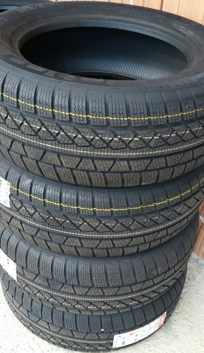 Gume 255/70 16 111H Petlas Explero Winter