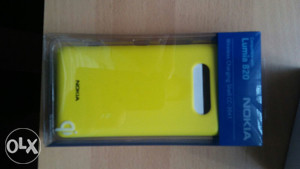 Nokia wireless punjač  + maska Lumia 820
