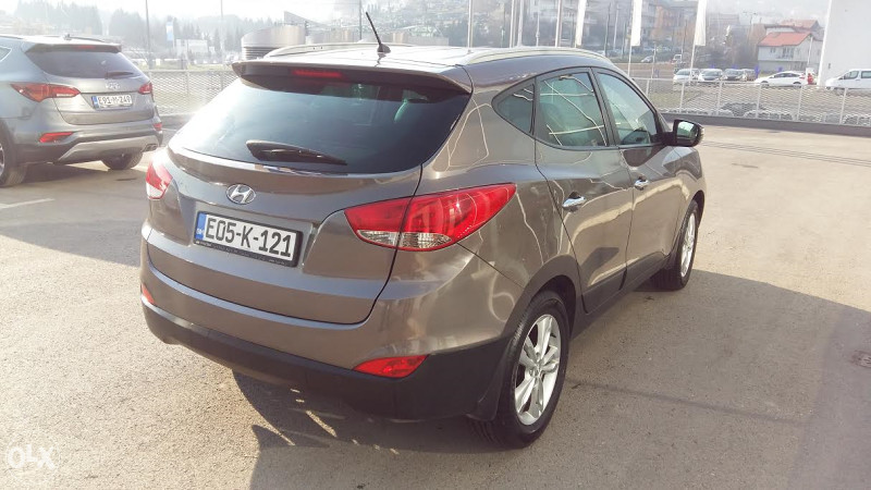 HYUNDAI IX35 2.0 CRDi 4x4 MT - REZERV!!!