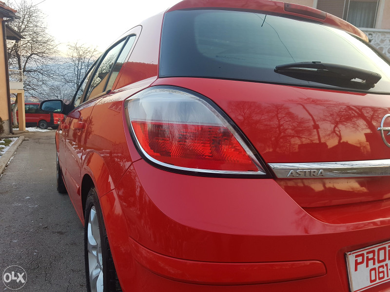 OPEL ASTRA 1.9 CDTI COSMO SPORT LIMUZINA