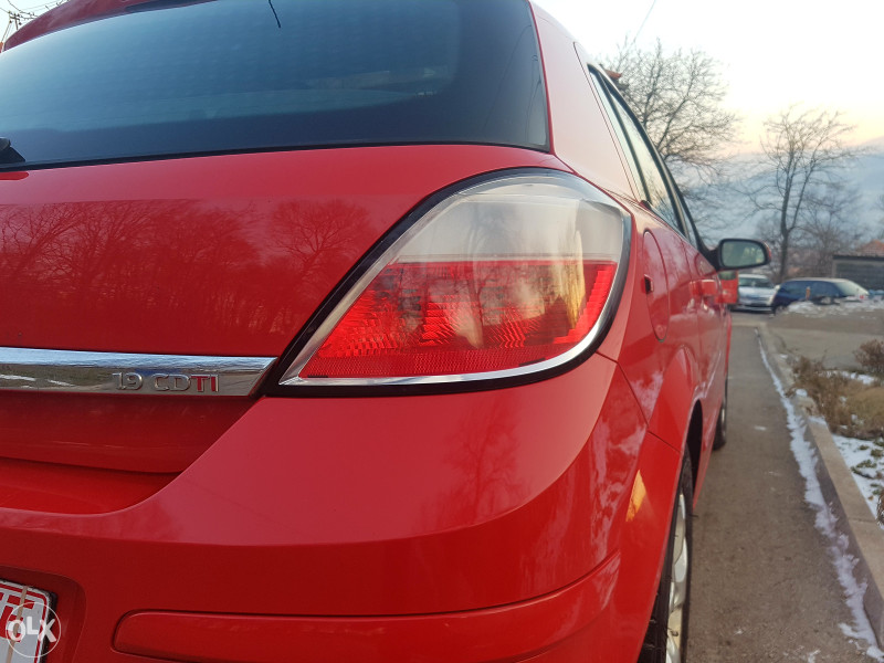 OPEL ASTRA 1.9 CDTI COSMO SPORT LIMUZINA