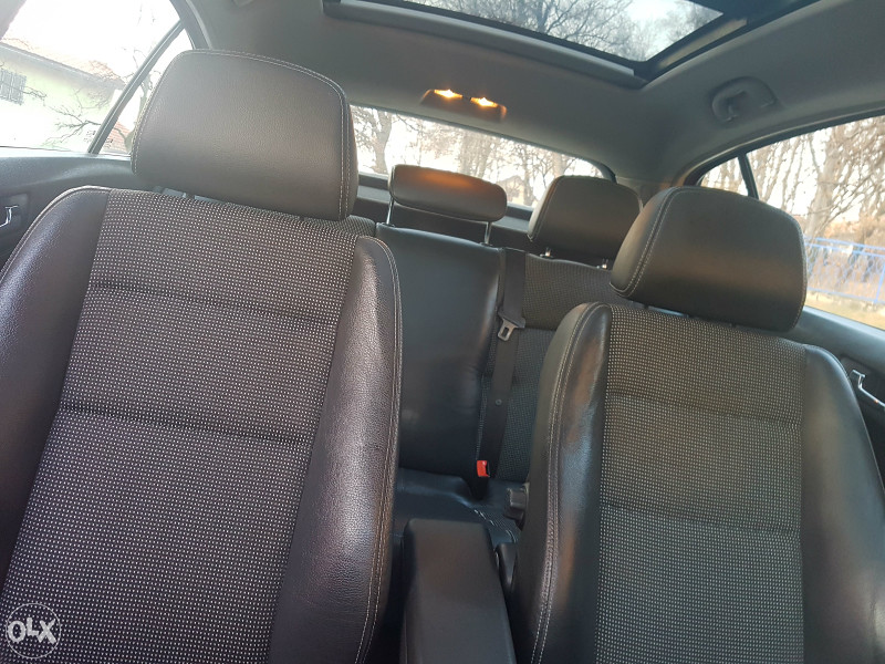 OPEL ASTRA 1.9 CDTI COSMO SPORT LIMUZINA