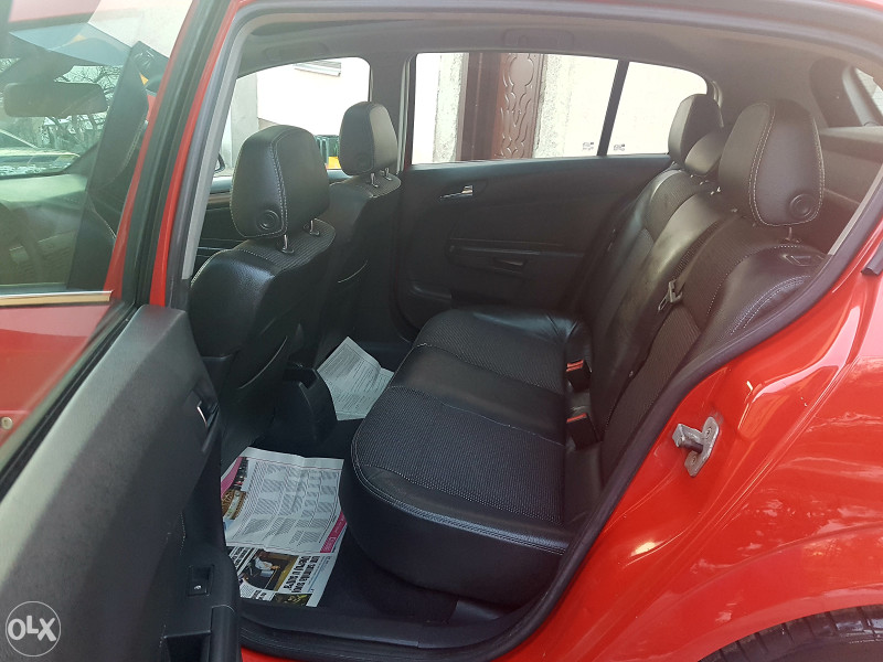 OPEL ASTRA 1.9 CDTI COSMO SPORT LIMUZINA