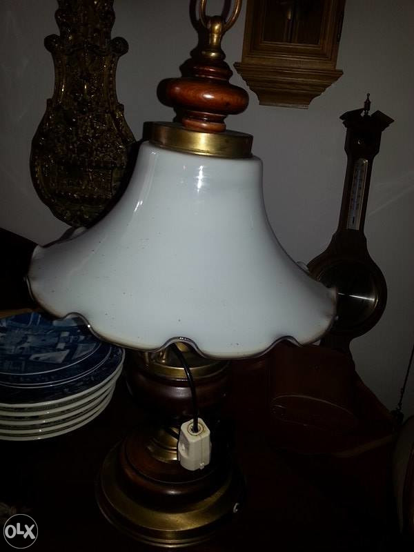 Stilska stolna lampa K