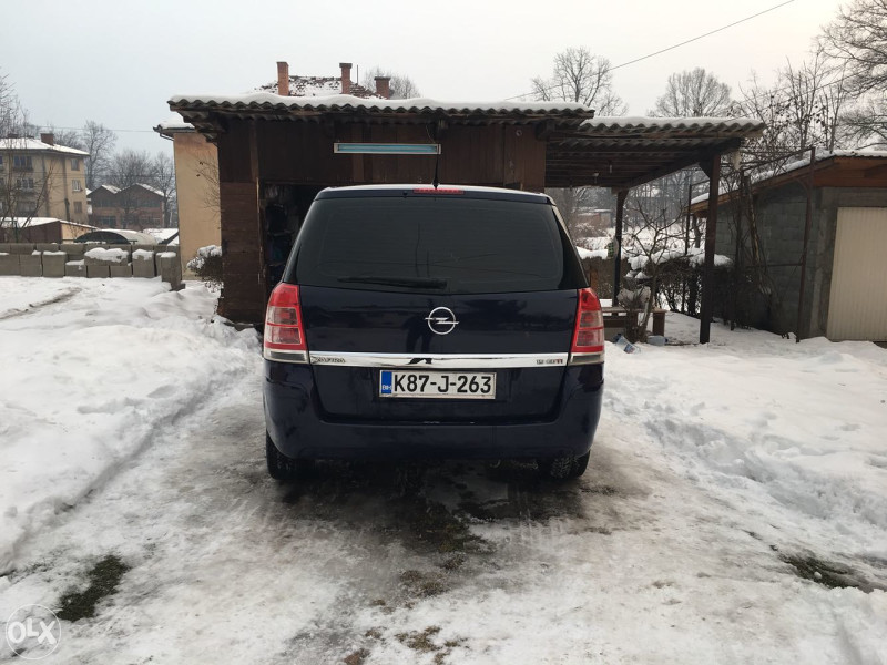 Opel Zafira,1.9cdti,110kw,model 2009