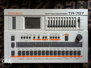 Roland TR 707 kupujem