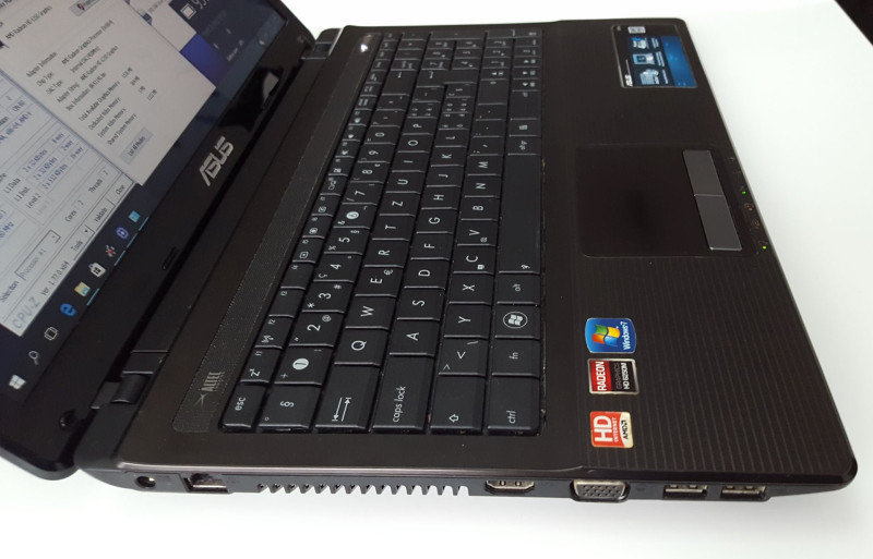 LAPTOP ASUS X53U AMD  u Mostar..nema profil