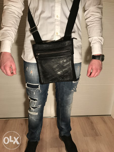 ARMANI TORBICA