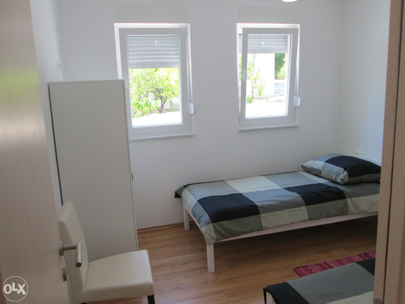 Apartmani Lara prizemlje, Drvenik, Makarska Rivijera