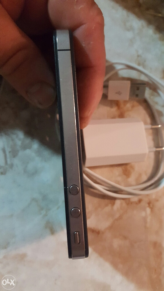 IPHONE 4