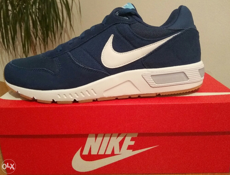 Patike Nike Nightgazer 2017 Terrier Temperament Tibetan Terrier