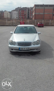 Mercedes-Benz C 220