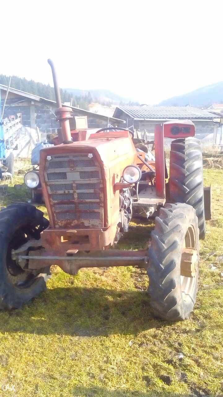 Traktor IMT 579