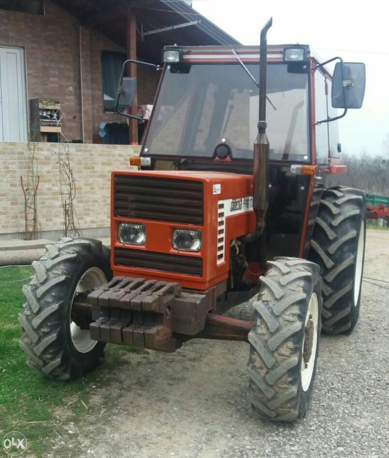 Traktor "FIAT 566 DT"