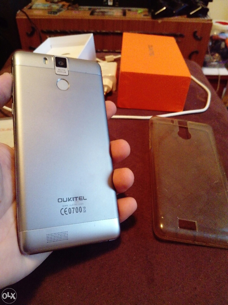 Oukitel K6000 pro (3GB RAM, 32GB ROM, 6000mah bat.)