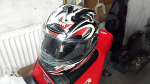 Kaciga za motor shark