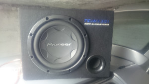 auto subwoofer