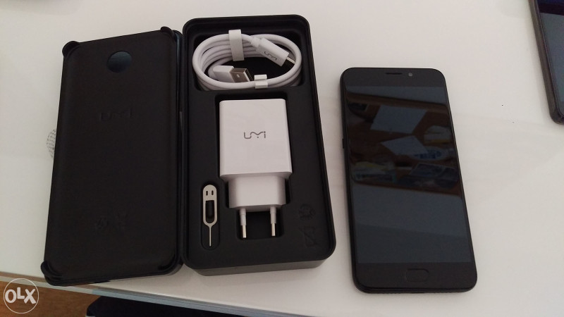 UMI Plus E - 6GB RAM 64GB ROM Octa Core 4G 5.5''