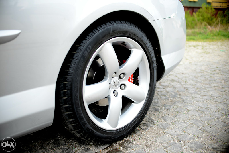 PEUGEOT 407 GT COUPE V6 HDI