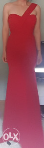 Crvena duga haljina