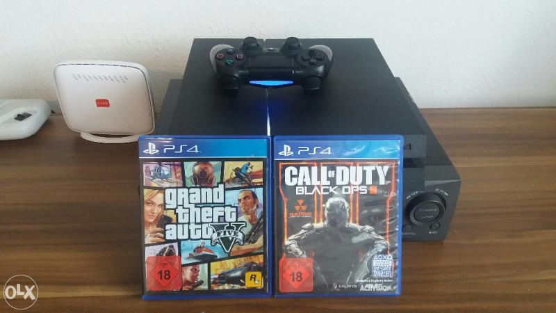 Playstation 4 500gb 1 dzojstik 2 igre