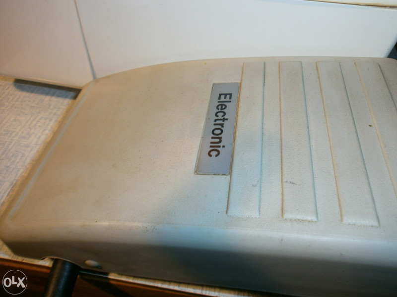 Overlovka,overlock,overloh-PRIVILEG 334D Electronic