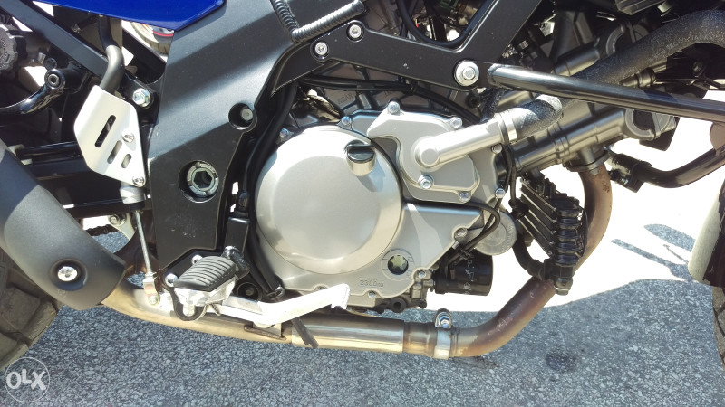 SUZUKI V strom 2005 , sa 20.000 km