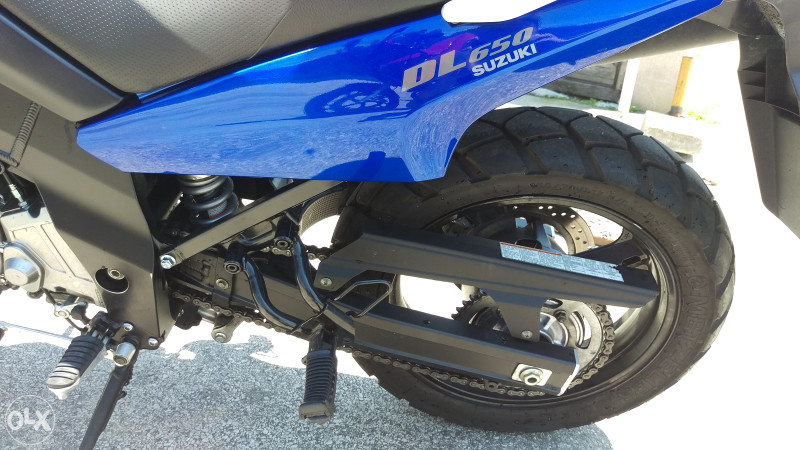 SUZUKI V strom 2005 , sa 20.000 km